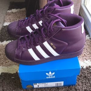 Adidas Pro Model J